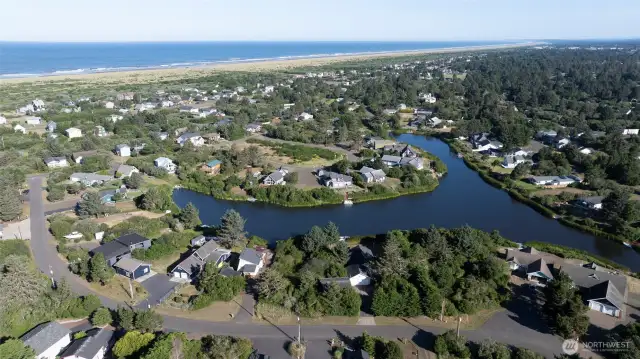 The ocean is only a few blocks away.