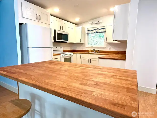 This is an amazing remodel!