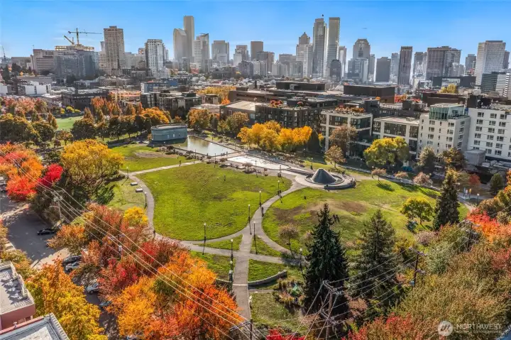 Cal Anderson Park and playfields is nearby featuring 11 acres of fields and reservoir.