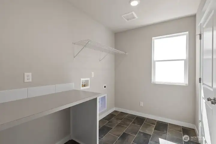 Colors and finishes may vary.