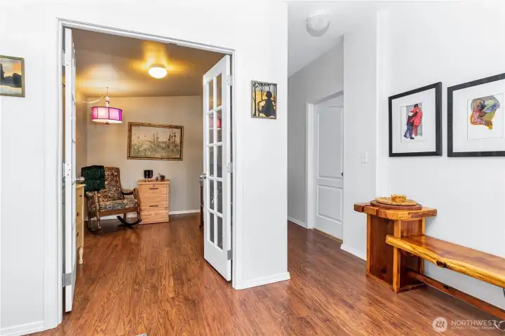 Entry sitting and Office entry