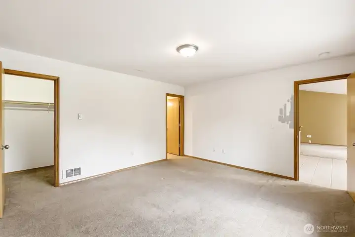 Large closet in primary bedroom