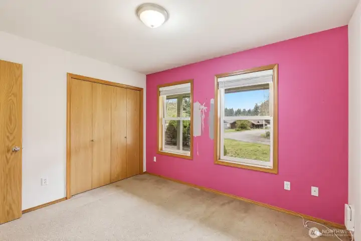 Large closets, lots of storage space