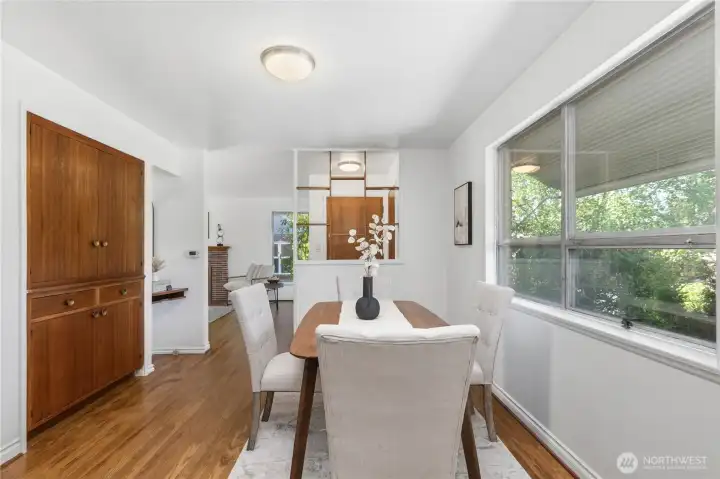 Formal Dining with Built-ins.