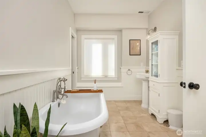 Main level bathroom Main level bathroom