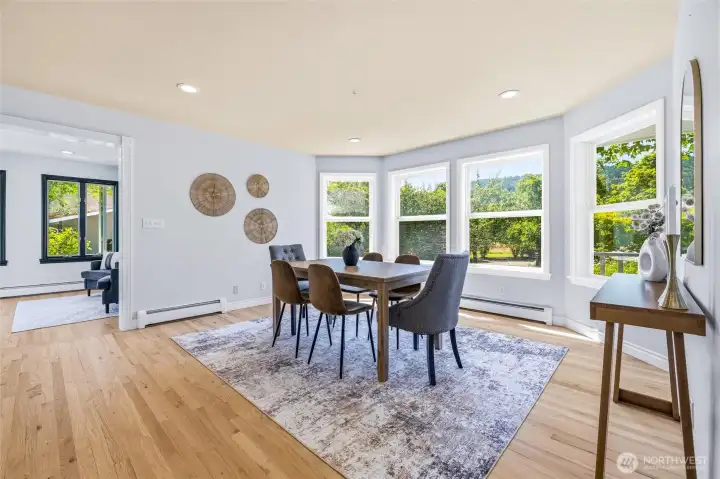 This dining area looks out over the front of the home and is very spacious This dining area looks out over the front of the home and is very spacious
