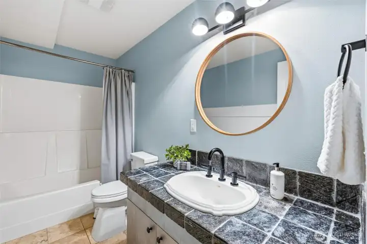 The lower level full bathroom. The lower level full bathroom.