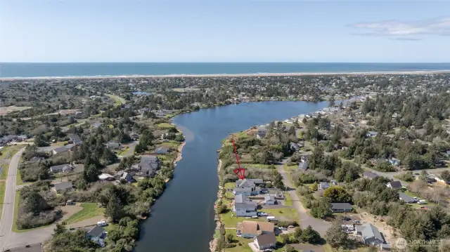 Also, it's just a short journey down the canal before entering into Lake Minard!