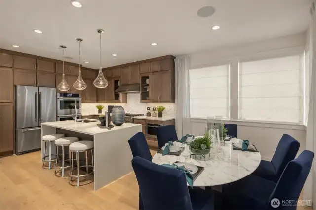 Photos of the Kinney model home for illustration purposes only & are not of the Kinney available for purchase. Home selections will vary.
