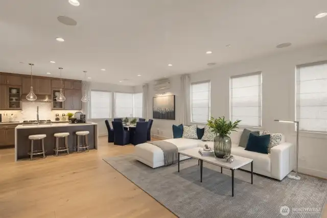 Photos of the Kinney model home for illustration purposes only & are not of the Kinney available for purchase. Home selections will vary.