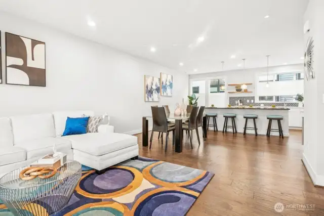 Open great room perfect for entertaining