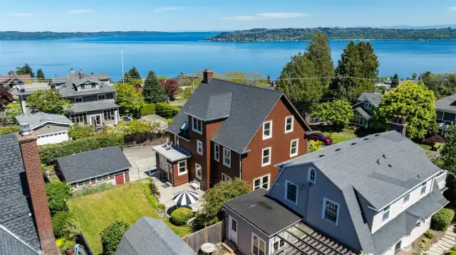 Home & Puget Sound View