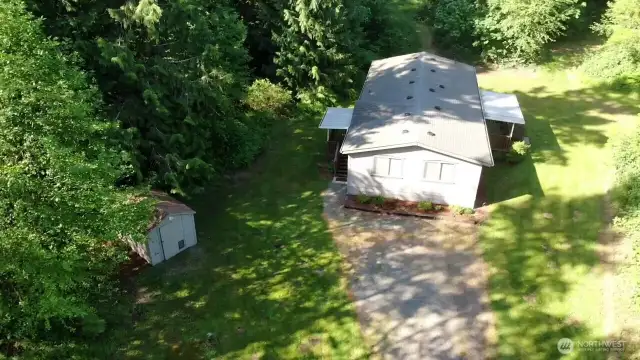 Ahhhh, such a peaceful, 2 acre setting (especially listening to the birds and watch the wildlife).