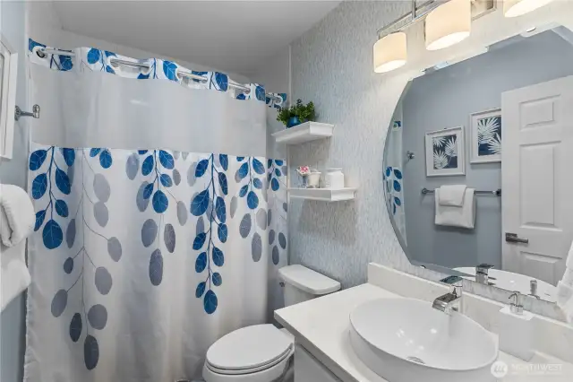 Main bathroom.