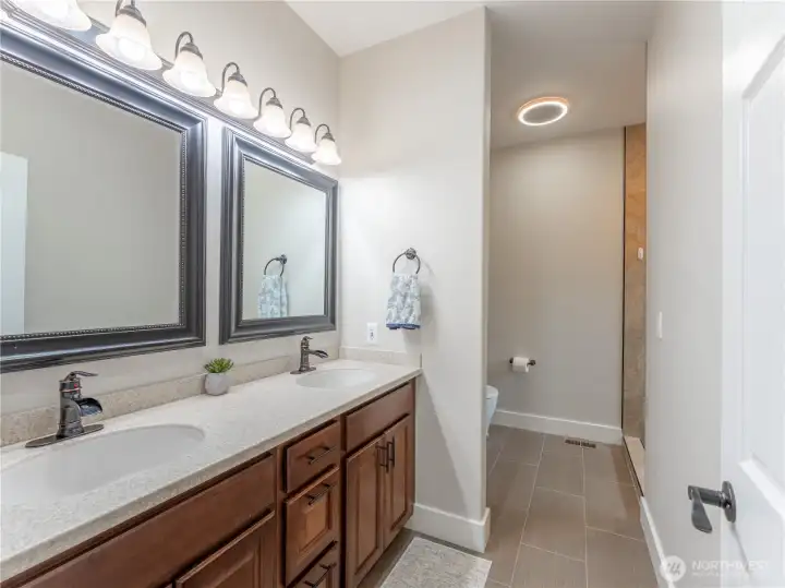 Master Bathroom double vanity