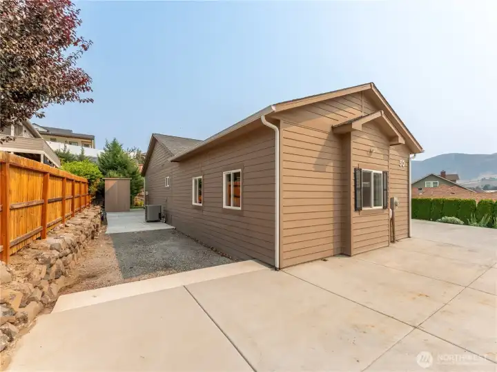 Garage Side