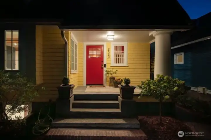 A wonderful red door to welcome your family and friends to your home!