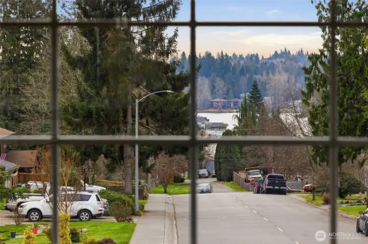 Peek-a-boo view of the lake which is just a short walk away!