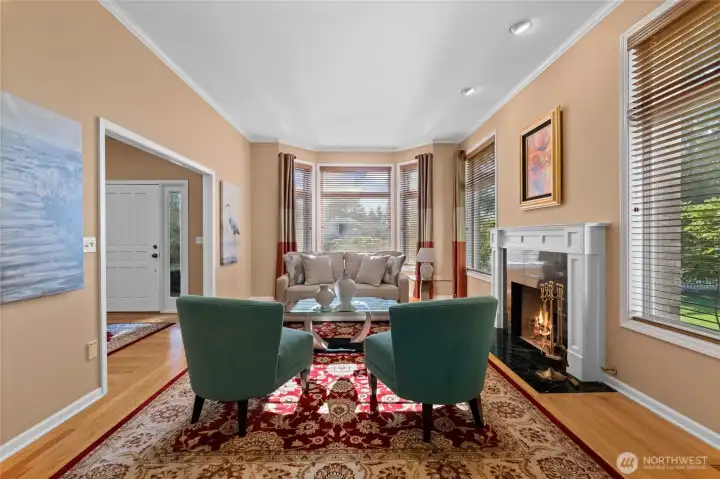 Paired with a gas fireplace, warming up for those colder evenings has never been easier.