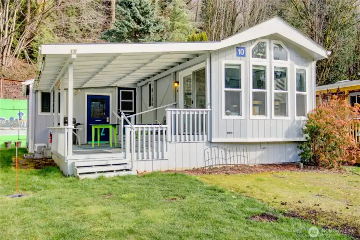 Welcome to 22989 Lake McMurray Lane, #10