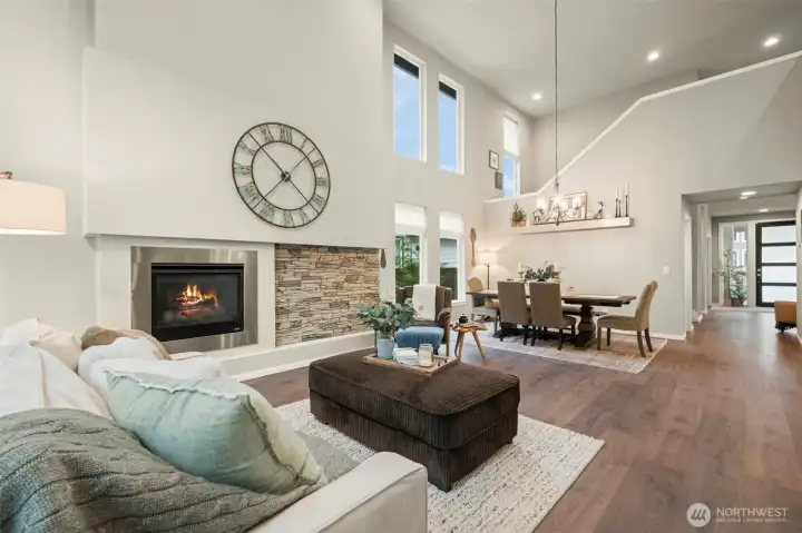 Living Room / Dining Room