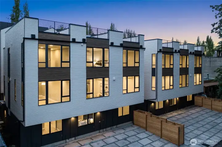 Welcome to Madrona & Spring by Ashworth Homes – A stunning modern community tucked into one of Seattle’s most vibrant and walkable neighborhoods, blending sharp design with timeless charm.