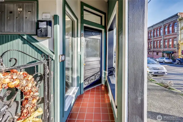 Downstairs commercial on the right side of building, presently vacant and ready for your brilliant business idea....