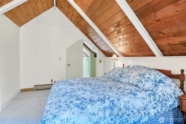 2nd Bedroom Upstairs