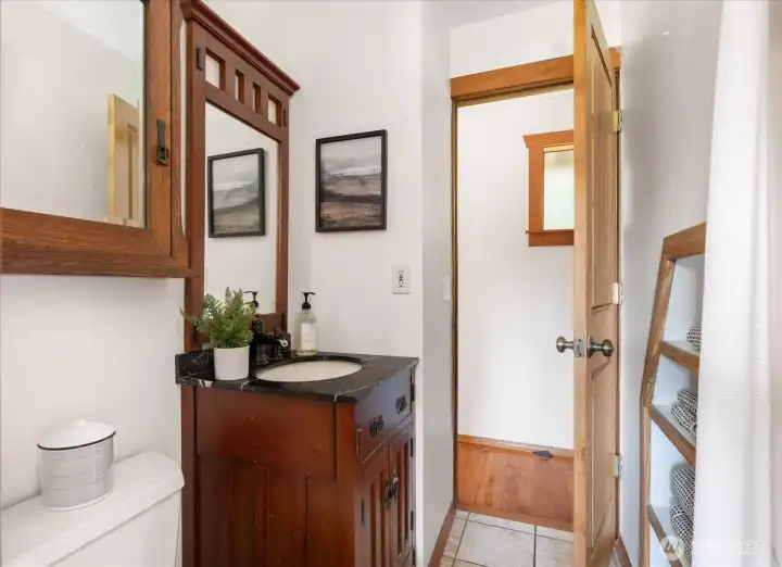 3/4 bath on the main level