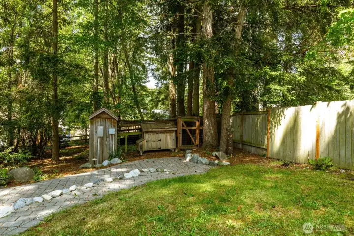 The poultry run and coop.