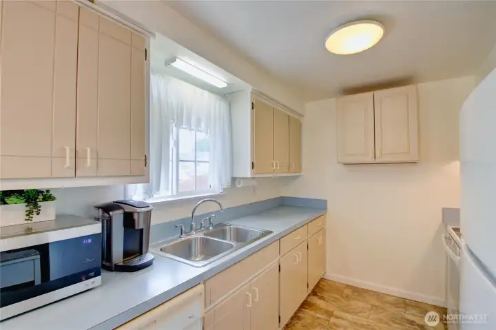 Galley kitchen. Galley kitchen.