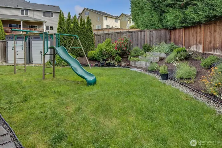 Plenty of Space with huge yard on both the side and back of the house