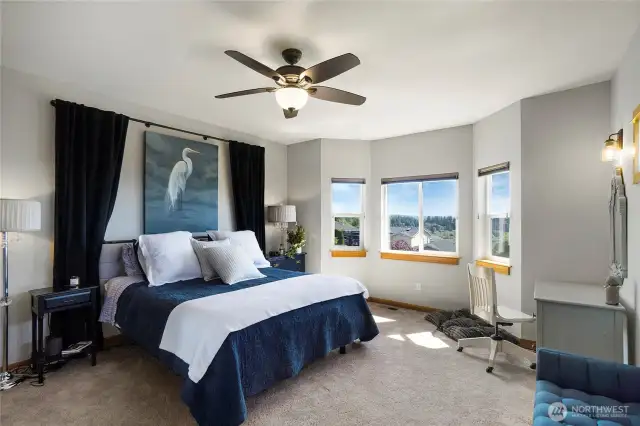 Main-Floor Primary Suite – A highly sought-after layout.