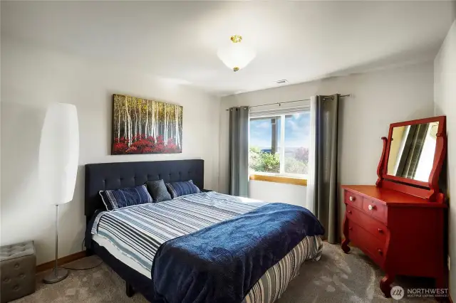 Additional Bedroom – Spacious and comfortable.