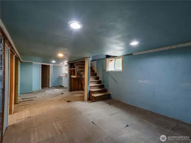 800+ sq ft basement, half finished!