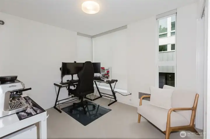 2nd Floor Bedroom (Back of house)