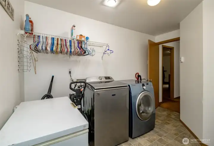 Awesome laundry/mud room!