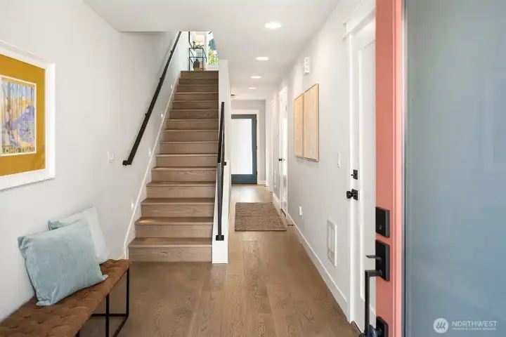 View when entering from door alley side. See the door through to the "front."