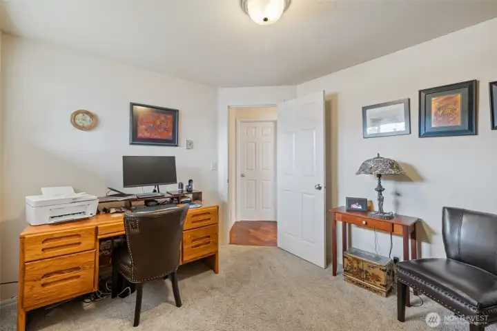2nd bedroom being used as an office