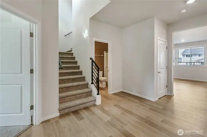 Photos are sample photos of a previously built Elbe plan in the community.