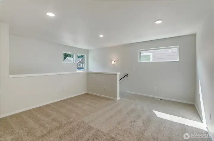 Photos are sample photos of a previously built Elbe plan in the community.