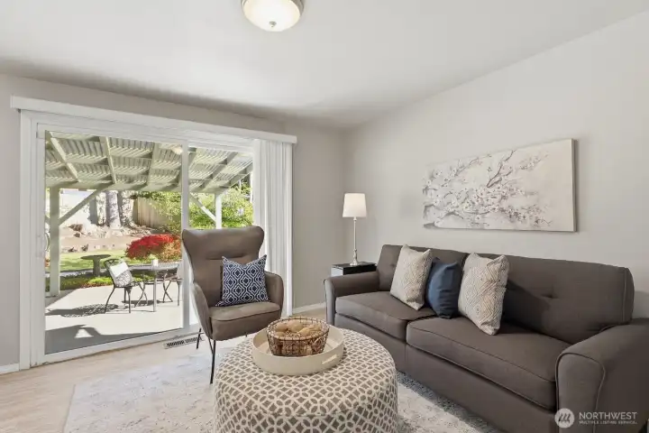 Slider to entertaining sized covered patio
