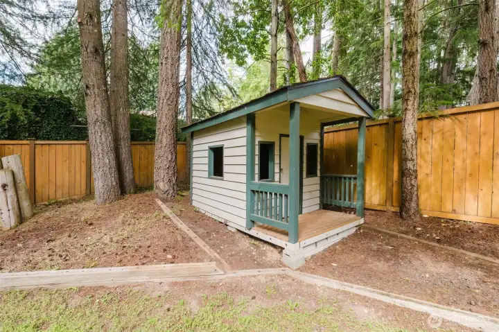Cottage/ Playhouse