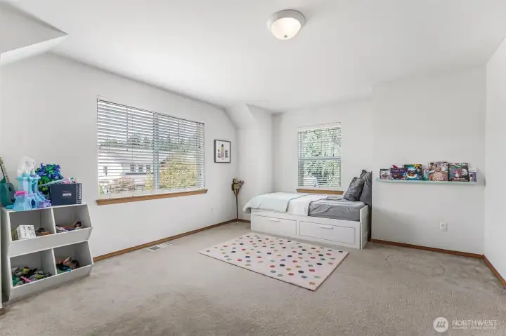 Bonus room could be easily converted to a media/theater room. Bonus room could be easily converted to a media/theater room.