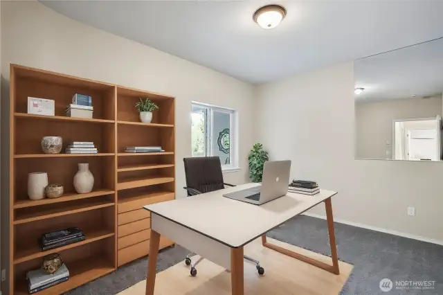 Den/office or 3rd bedroom