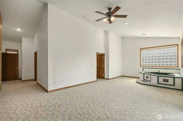 Master Bedroom with 2 Bathrooms