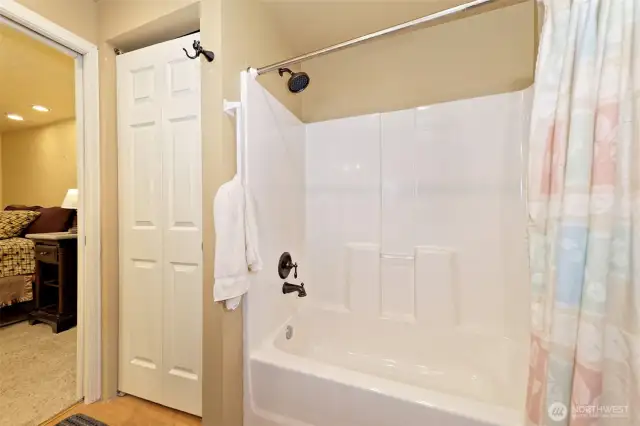 Primary bathroom tub