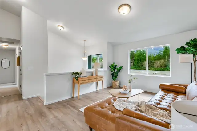 Photographs are for illustrative purposes only. Features, finishes, interior/exterior colors, landscaping and floorplan shown may vary from actual homes built.