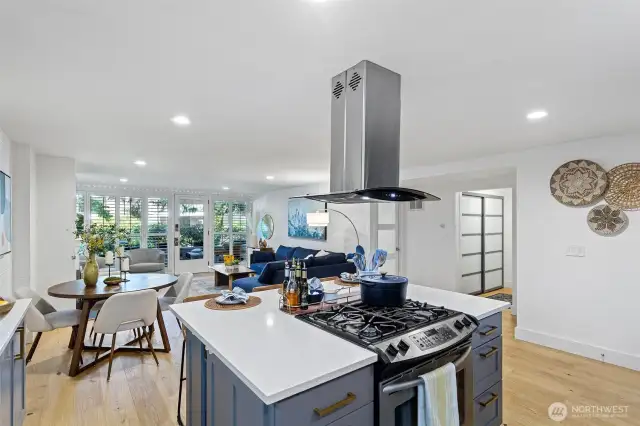 This central kitchen island facilitates interaction and conversational flow.