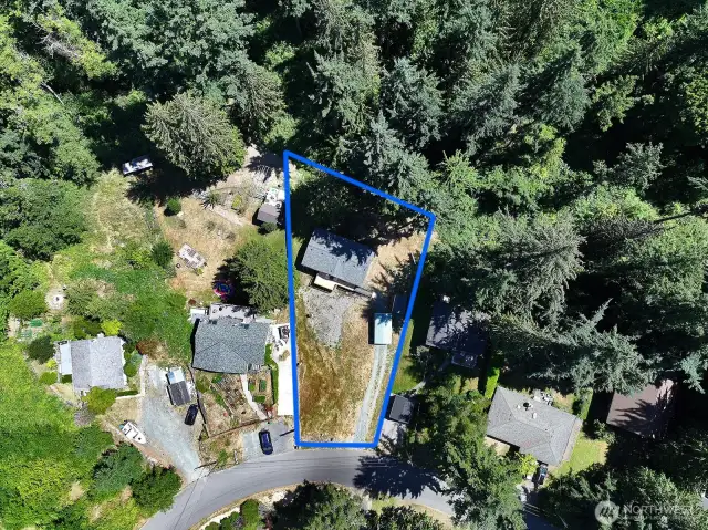 From above with estimated lot lines.